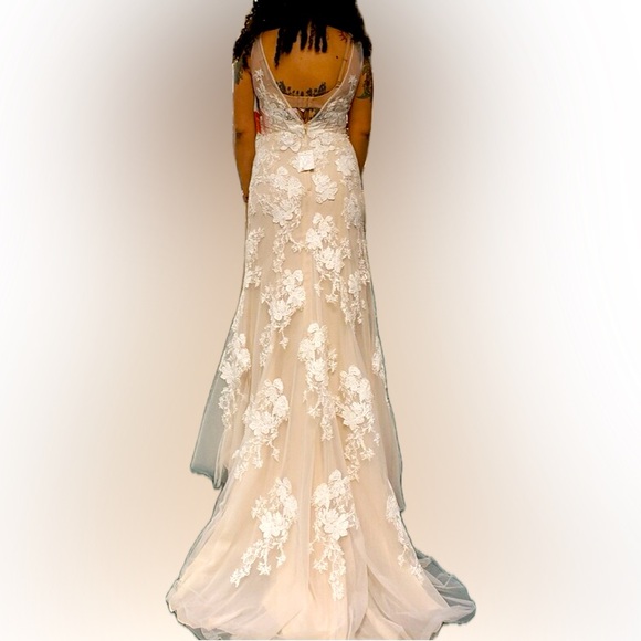 Melissa Sweet Dresses & Skirts - Melissa Sweet wedding dress - NEW